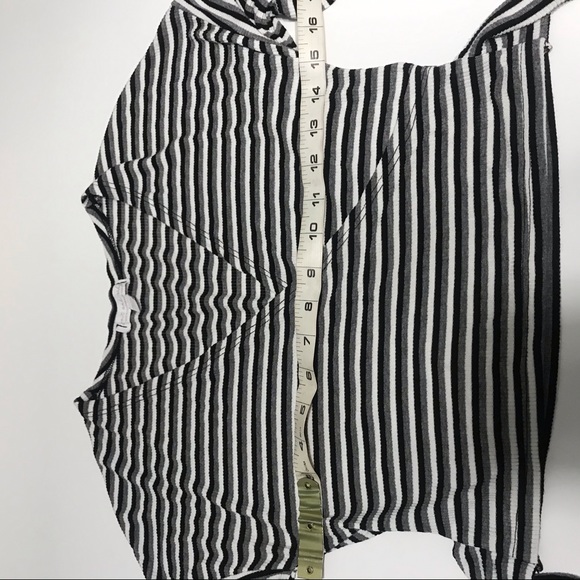 Don’t Ask Why Crop Wrap Top O/S - Picture 8 of 9